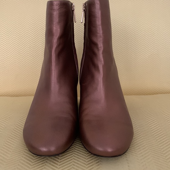 EUC (nearly new) Kenneth Cole ankle boots - Picture 6 of 11
